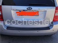 Usado Kia Carnival 185 CV (136 kW) 2010 Gris / plata Monovolumen