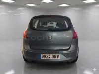 Usado Seat Altea Reference 102 CV (75 kW) 2007 Gris / plata Monovolumen