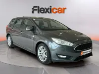 Usado Ford Focus Business Edition 125 CV (91 kW) 2017 Gris Familiar