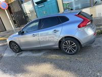 Usado Volvo V40 Momentum 120 CV (88 kW) 2016 Azul Berlina