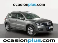 Usado VW Tiguan Advance 122 CV (89 kW) 2015 Gris SUV