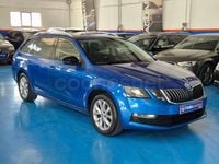 Usado Skoda Octavia Ambition 115 CV (84 kW) 2018 Azul Familiar