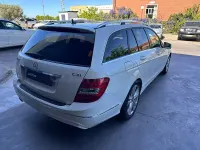 Usado Mercedes C220 Avantgarde 170 CV (125 kW) 2012 Blanco Familiar