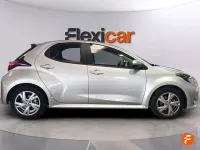 Usado Toyota Yaris Active 116 CV (85 kW) 2025 Gris Utilitario
