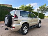 Usado Toyota Land Cruiser 166 CV (122 kW) 2006 Beige SUV