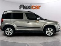 Usado Skoda Yeti Active 105 CV (77 kW) 2015 Gris SUV