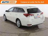 Usado Toyota Auris Hybrid Active 136 CV (100 kW) 2017 Blanco Utilitario