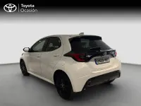 Begagnad Toyota Yaris Style 116 HK (85 kW) 2023 Vit Halvkombi
