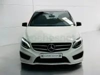 Usado Mercedes B200 AMG line 136 CV (100 kW) 2015 Blanco Monovolumen