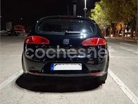 Usado Seat Leon Stylance 102 CV (75 kW) 2008 Negro Utilitario