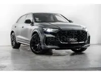 Usado Audi RS Q8 Ambiente 600 CV (441 kW) 2025 Gris / plata SUV