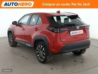 Usado Toyota Yaris Cross Active 116 CV (85 kW) 2022 Rojo SUV