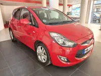 Usado Hyundai ix20 Comfort 115 CV (84 kW) 2013 Granate Utilitario