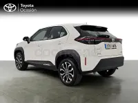Usado Toyota Yaris Cross Active 116 CV (85 kW) 2023 Blanco SUV