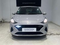 Usado Hyundai i10 64 CV (47 kW) 2025 Gris Utilitario