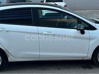 Usado Ford Fiesta Titanium 95 CV (69 kW) 2010 Blanco Berlina