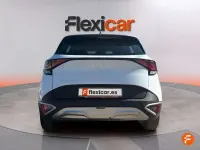Usado Kia Sportage 136 CV (100 kW) 2023 Blanco SUV