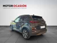 Usado Hyundai Kona Style 141 CV (103 kW) 2020 Verde claro metalizado SUV