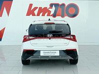 Usado Hyundai i20 100 CV (73 kW) 2025 Blanco Utilitario
