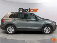 Usado VW Tiguan Edition 125 CV (91 kW) 2018 Gris SUV