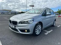 Usado BMW 225 Active Tourer iPerformance 224 CV (164 kW) 2017 Gris / plata Monovolumen