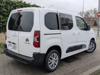 Usado Citroën Berlingo Feel 102 CV (75 kW) 2020 Blanco Monovolumen