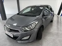 Usado Hyundai i30 90 CV (66 kW) 2014 Beige Utilitario
