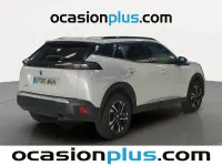 Usado Peugeot 2008 Allure 100 CV (73 kW) 2023 Blanco SUV