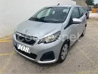 Usado Peugeot 108 Allure 82 CV (60 kW) 2015 Gris / plata Berlina