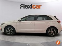 Usado Hyundai i30 116 CV (85 kW) 2021 Blanco Utilitario