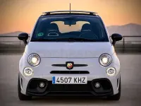 Usado Abarth 595 Competizione 180 CV (132 kW) 2018 Gris / plata Berlina