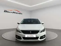 Usado Peugeot 308 Allure 131 CV (96 kW) 2021 Blanco Utilitario