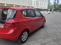 Usado Opel Meriva Design Edition 110 CV (80 kW) 2012 Rojo Monovolumen