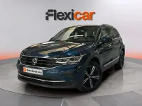 Usado VW Tiguan Life 150 CV (110 kW) 2022 Verde SUV