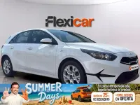 Usado Kia Ceed 100 CV (73 kW) 2022 Blanco Utilitario