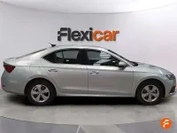 Usado Skoda Octavia Ambition 116 CV (85 kW) 2022 Gris Utilitario