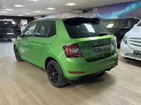 Usado Skoda Fabia Monte Carlo 110 CV (80 kW) 2019 Verde Utilitario