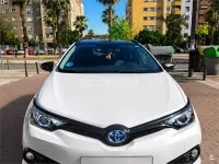 Usado Toyota Auris Hybrid 136 CV (100 kW) 2017 Blanco Familiar
