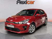 Usado Kia Rio 101 CV (74 kW) 2022 Rojo Berlina