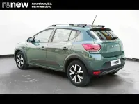 Usado Dacia Sandero Essentiel 101 CV (74 kW) 2023 Verde Berlina