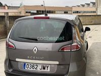 Usado Renault Scénic III 115 CV (84 kW) 2016 Gris / plata Monovolumen