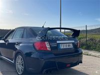 Usado Subaru WRX STI Sport 300 CV (220 kW) 2012 Violeta / lila Berlina