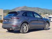 Usado Porsche Cayenne 462 CV (339 kW) 2019 Gris SUV