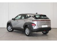 Usado Hyundai Kona 120 CV (88 kW) 2024 Gris claro SUV