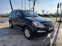 Usado Ssangyong (KGM) Rexton Limited 155 CV (114 kW) 2015 Negro SUV