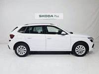 Usado Skoda Kamiq 110 CV (80 kW) 2022 Blanco SUV