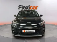 Usado Kia Stonic 101 CV (74 kW) 2021 Negro SUV