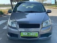 Usado Chevrolet Aveo LS 101 CV (74 kW) 2010 Gris / plata Berlina
