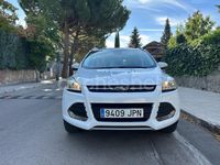 Usado Ford Kuga Trend 150 CV (110 kW) 2016 Blanco SUV