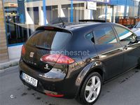 Usado Seat Leon Sport 140 CV (102 kW) 2006 Negro Berlina